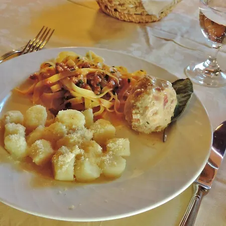Ombrettola Hotel 2*